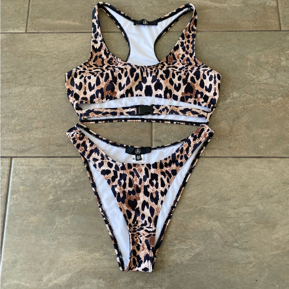 Cheetah print buckle bikini